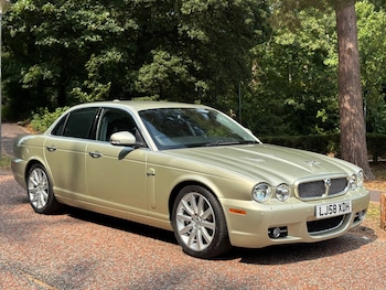 2025 (58) - X358 4-Door
