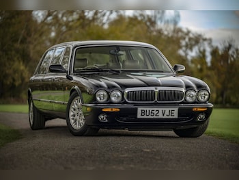 Used Jaguar XJ 2003 for sale - 76392336: Photo