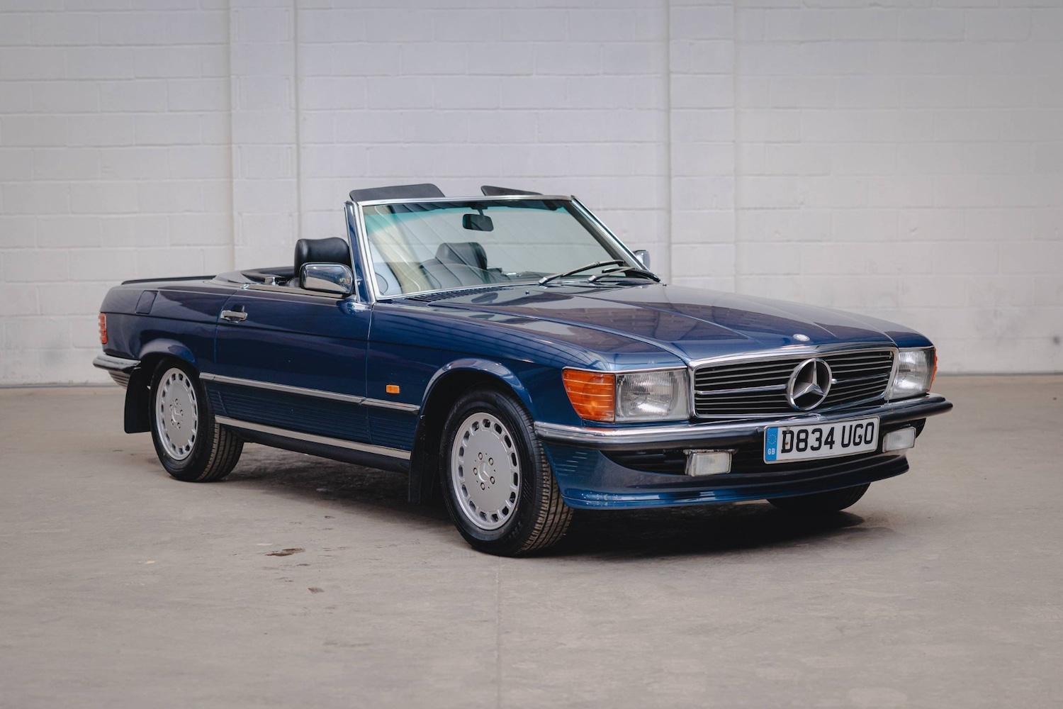 Used Mercedes-Benz 300 1987 for sale - 76543076: Photo 1