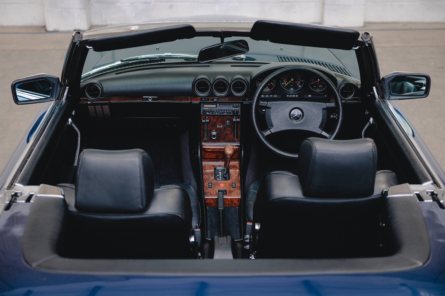 Used Mercedes-Benz 300 1987 for sale - 76543076: Photo 4