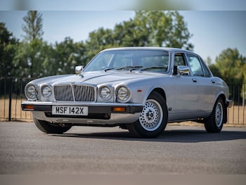 Used Jaguar XJ 1982 for sale - 79559310: Photo