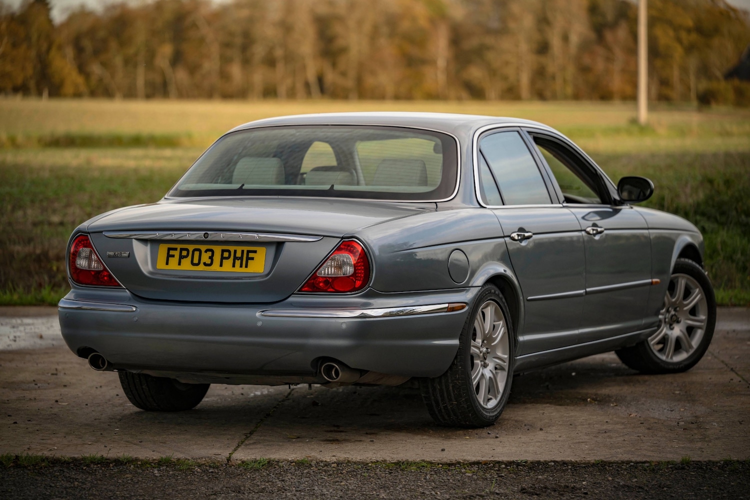 Used Jaguar XJ 2003 for sale - 76601171: Photo 9
