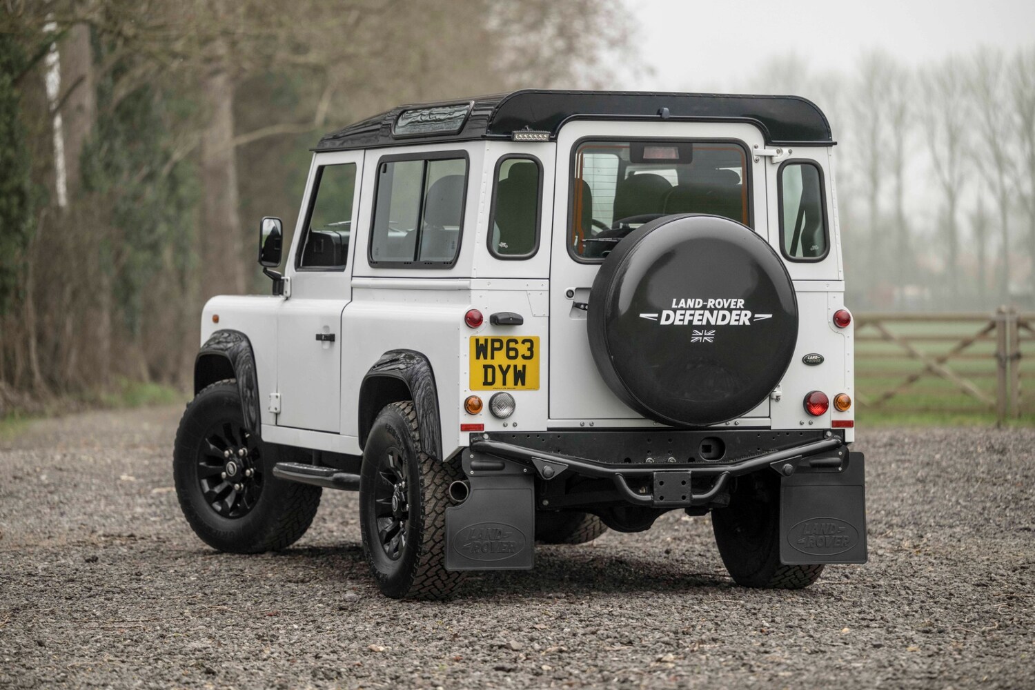 Used Land Rover Defender 2013 for sale - 77801907: Photo 3