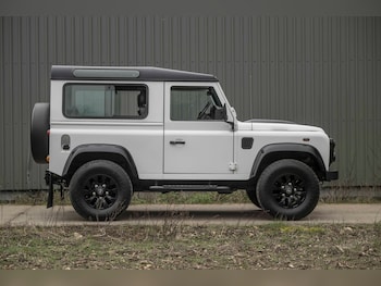 Used Land Rover Defender 2013 for sale - 77801907: Photo