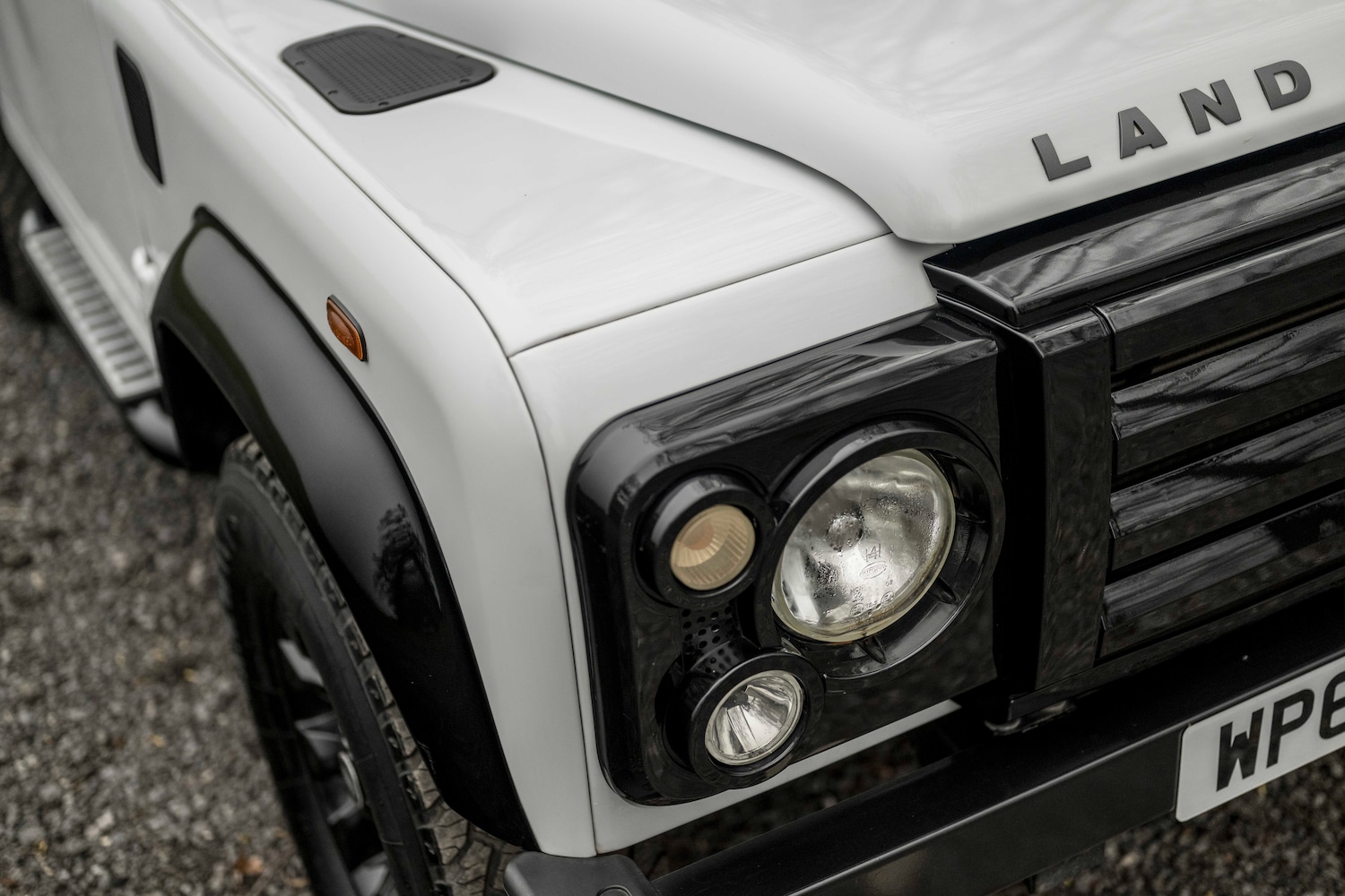 Used Land Rover Defender 2013 for sale - 77801907: Photo 9