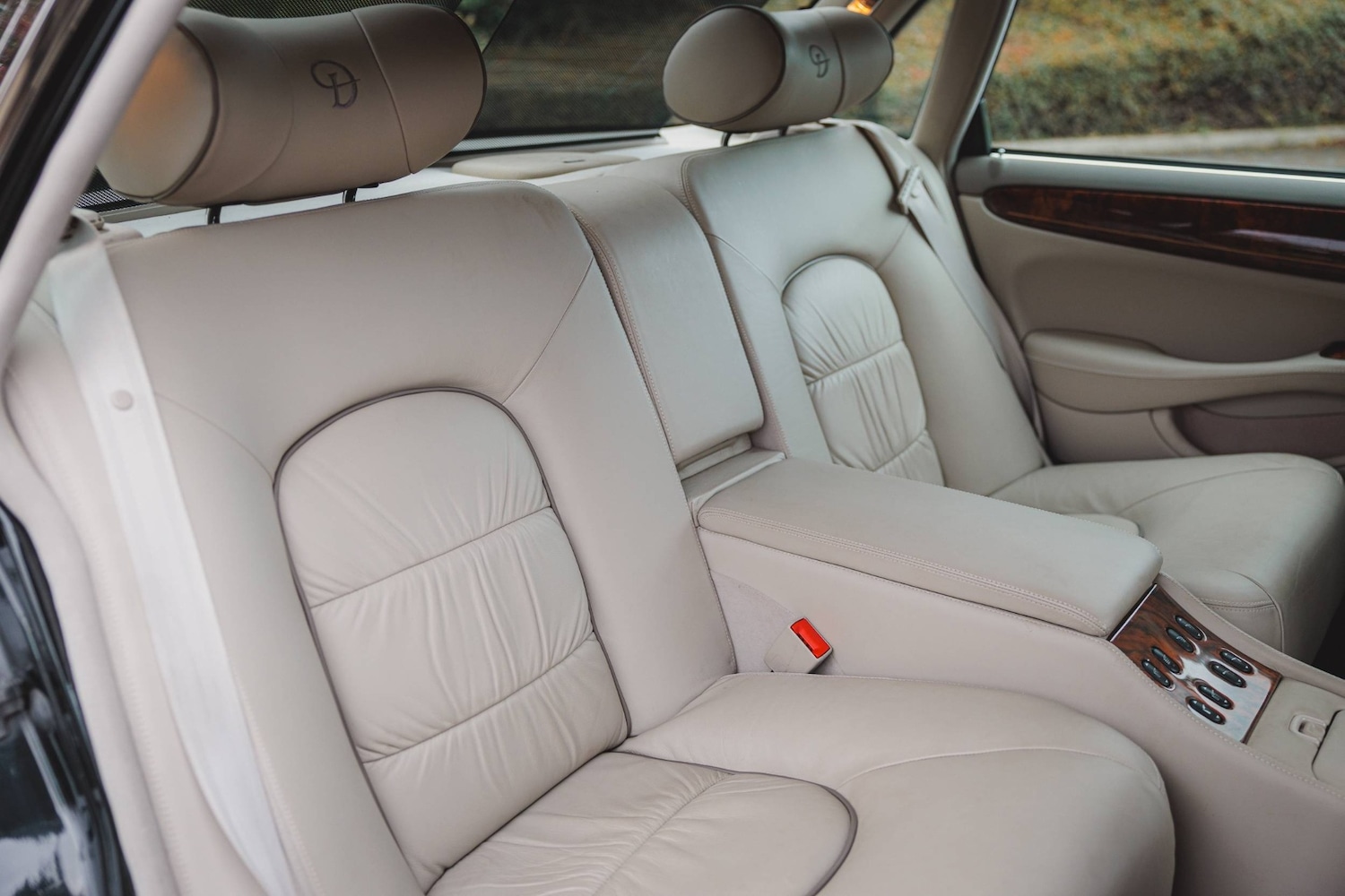 Used Daimler 4.0 2001 for sale - 76553736: Photo 14