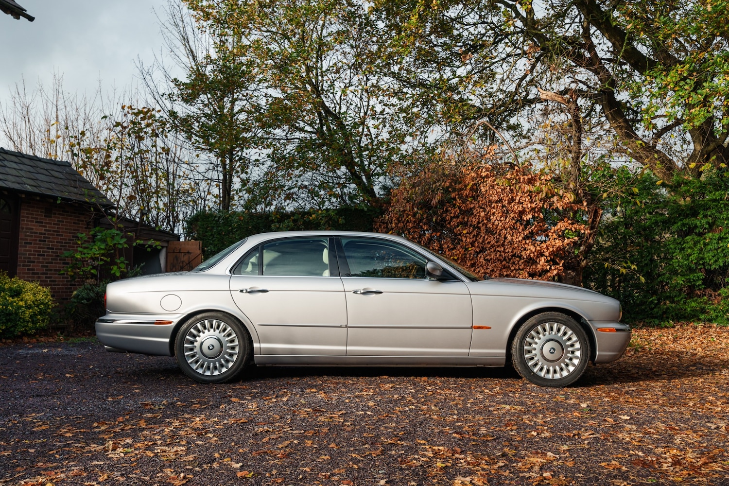 Used Jaguar XJ 2025 for sale - 76706318: Photo 3