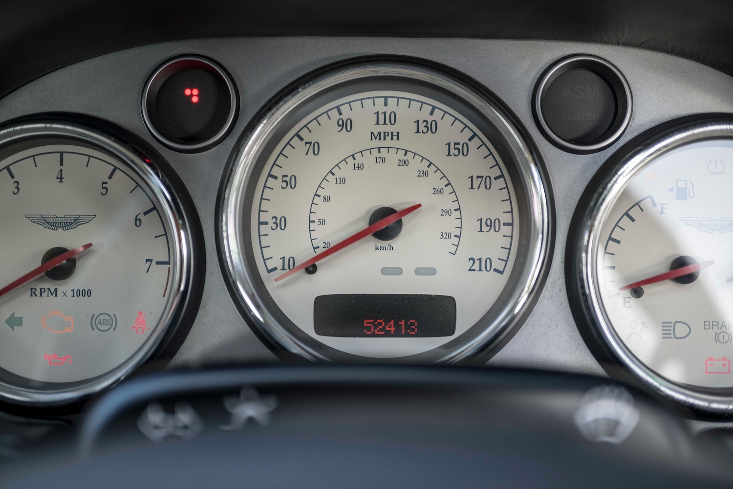 Used Aston Martin Vanquish 2001 for sale - 78064198: Photo 8