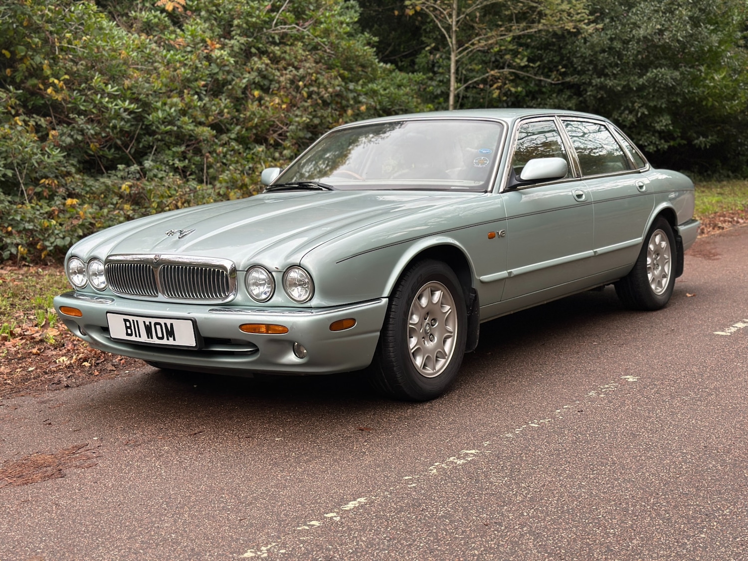 Used Jaguar XJ 1999 for sale - 76507385: Photo 1