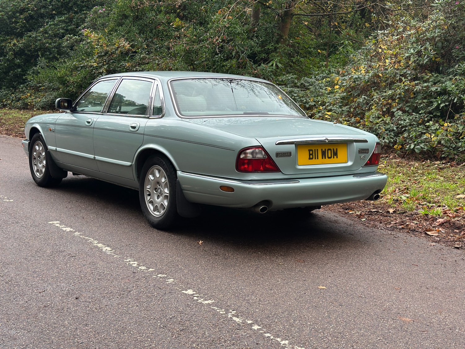 Used Jaguar XJ 1999 for sale - 76507385: Photo 8