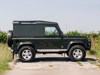 Used Land Rover Defender 2006 for sale - 79042536: Photo