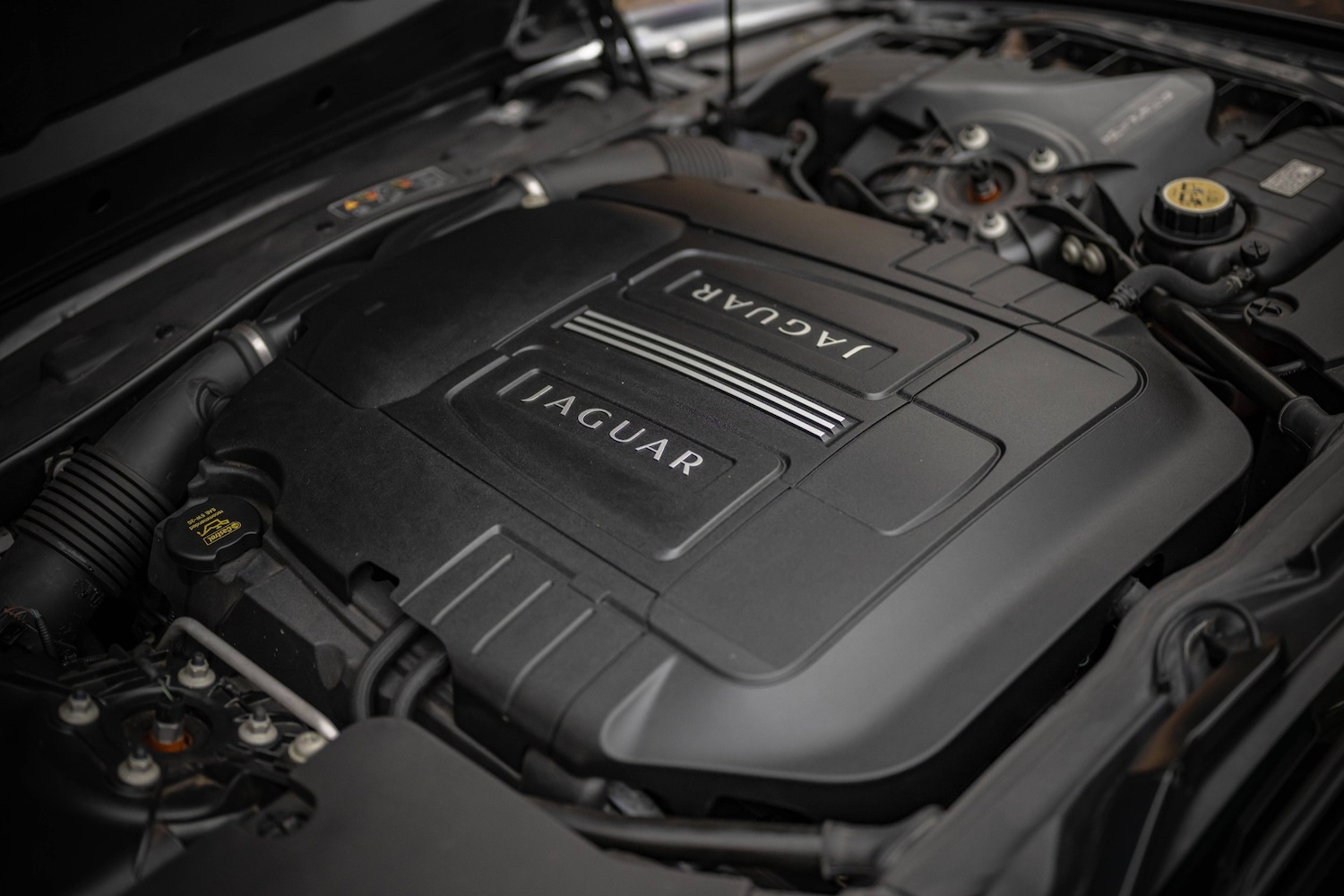 Used Jaguar XK 2011 for sale - 76426076: Photo 16