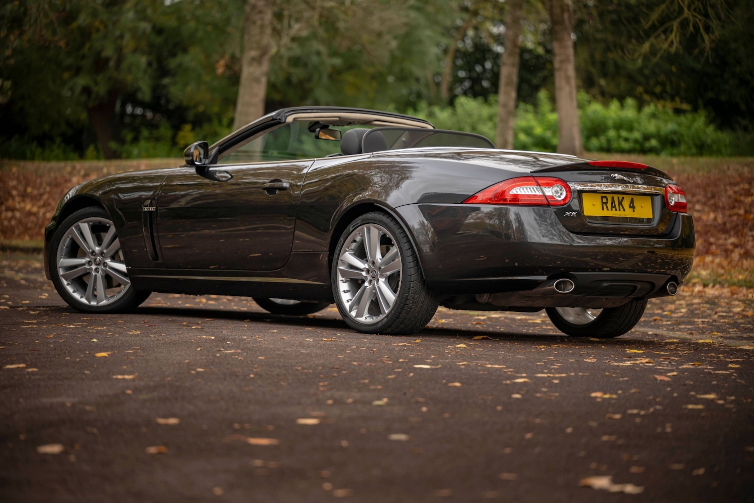 Used Jaguar XK 2011 for sale - 76426076: Photo 5
