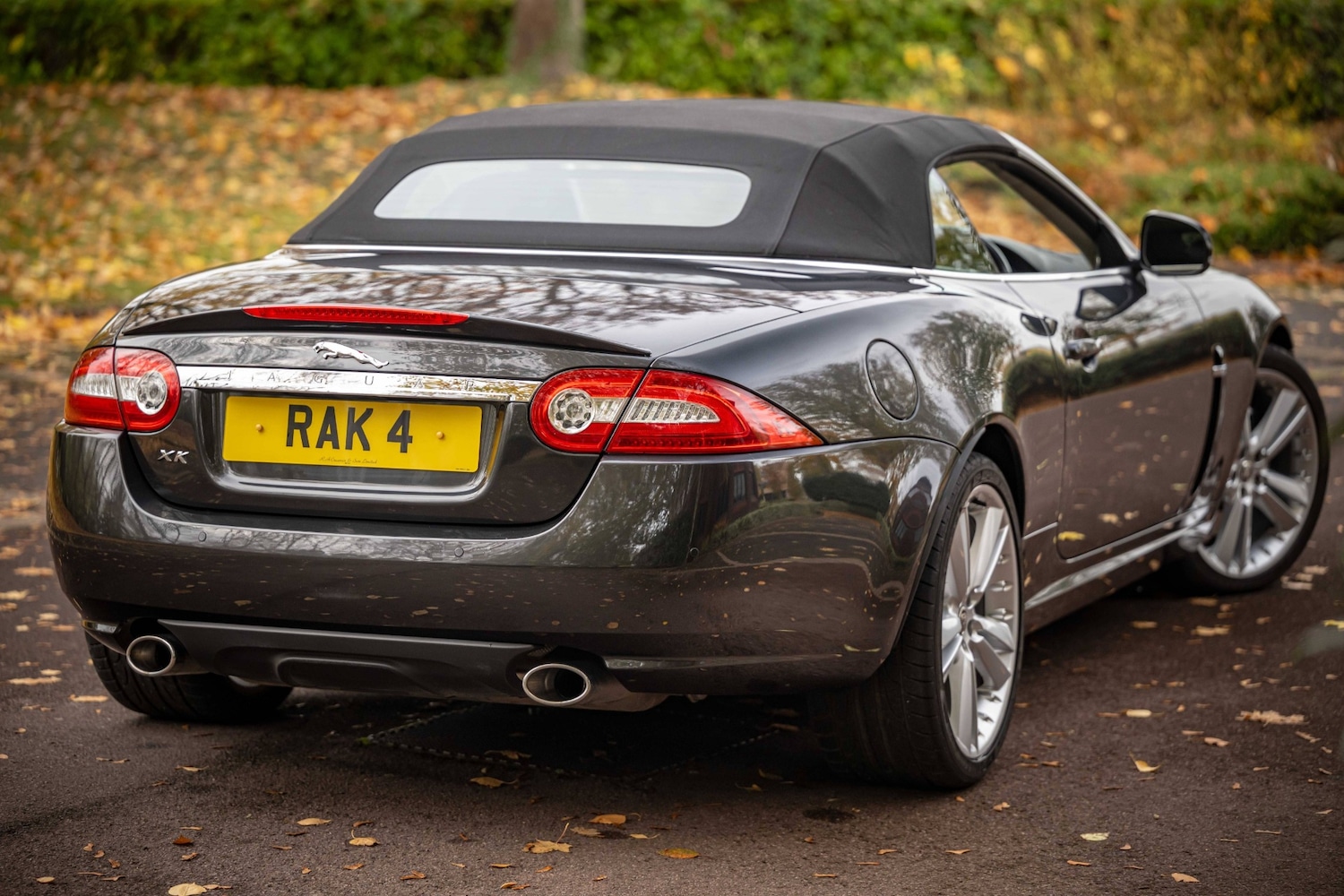 Used Jaguar XK 2011 for sale - 76426076: Photo 6