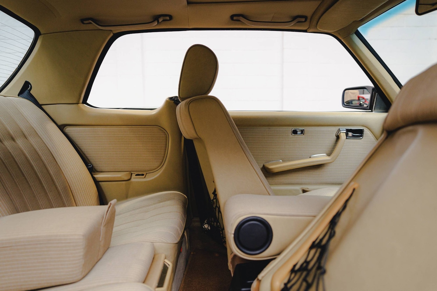 Used Mercedes-Benz 230 1985 for sale - 76543154: Photo 10