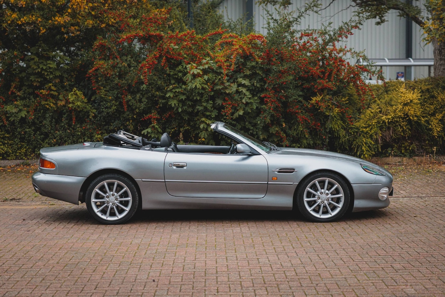 Used Aston Martin DB7 2003 for sale - 76262850: Photo 11