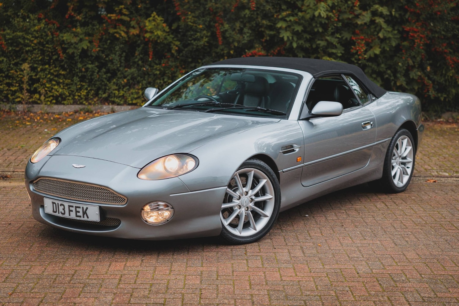 Used Aston Martin DB7 2003 for sale - 76262850: Photo 3