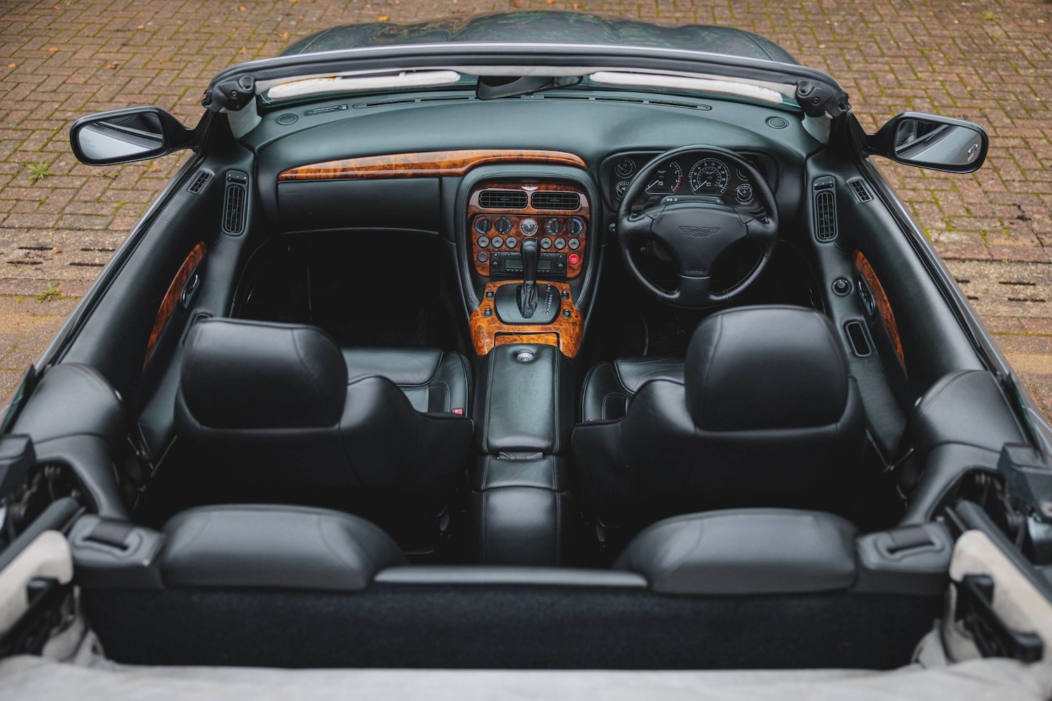 Used Aston Martin DB7 2003 for sale - 76262850: Photo 4