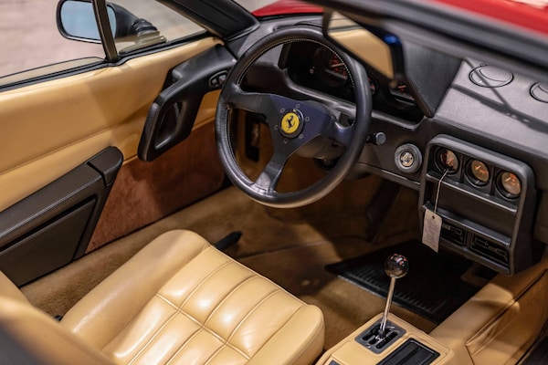 Used Ferrari 328 1989 for sale - 76263130: Photo 10