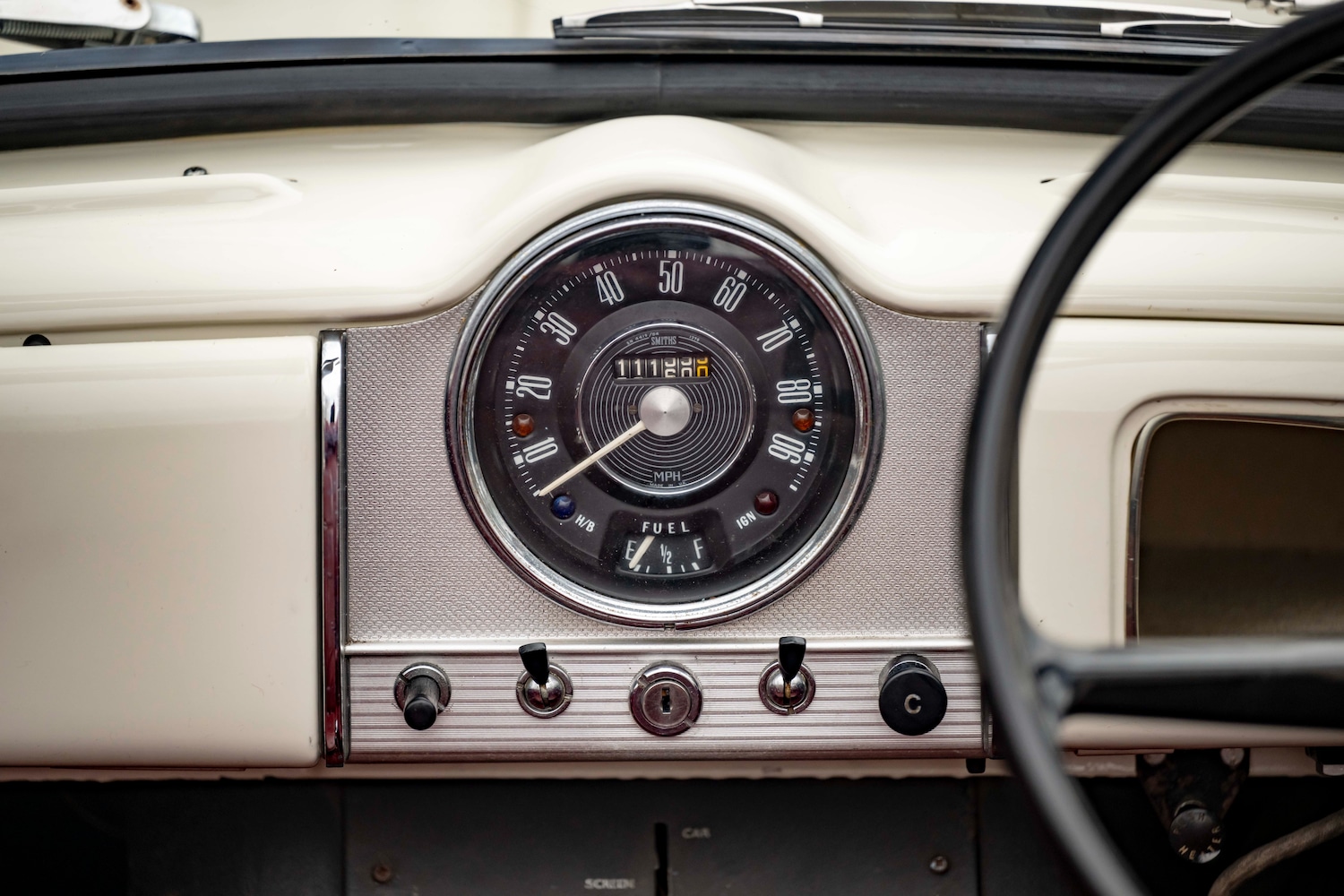 Used Morris Minor 1966 for sale - 77872068: Photo 8