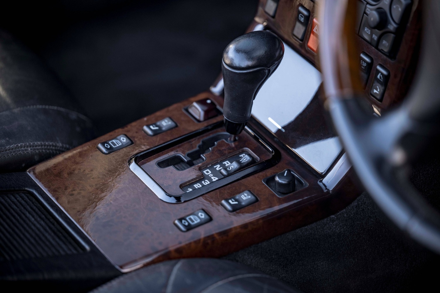 Used Mercedes-Benz SL 2001 for sale - 76626043: Photo 9