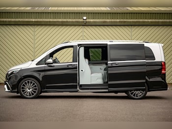 Used Mercedes-Benz V-Class 2023 for sale - 79568722: Photo