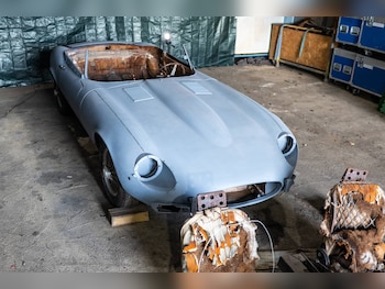 Used Jaguar E-Type 1973 for sale - 76114396: Photo 3