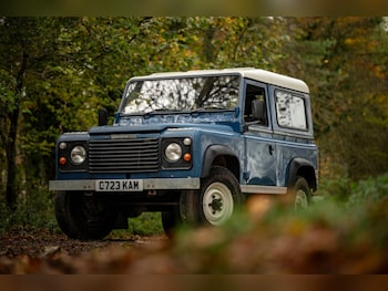 Used Land Rover Defender 90 1985 for sale - 76462186: Photo