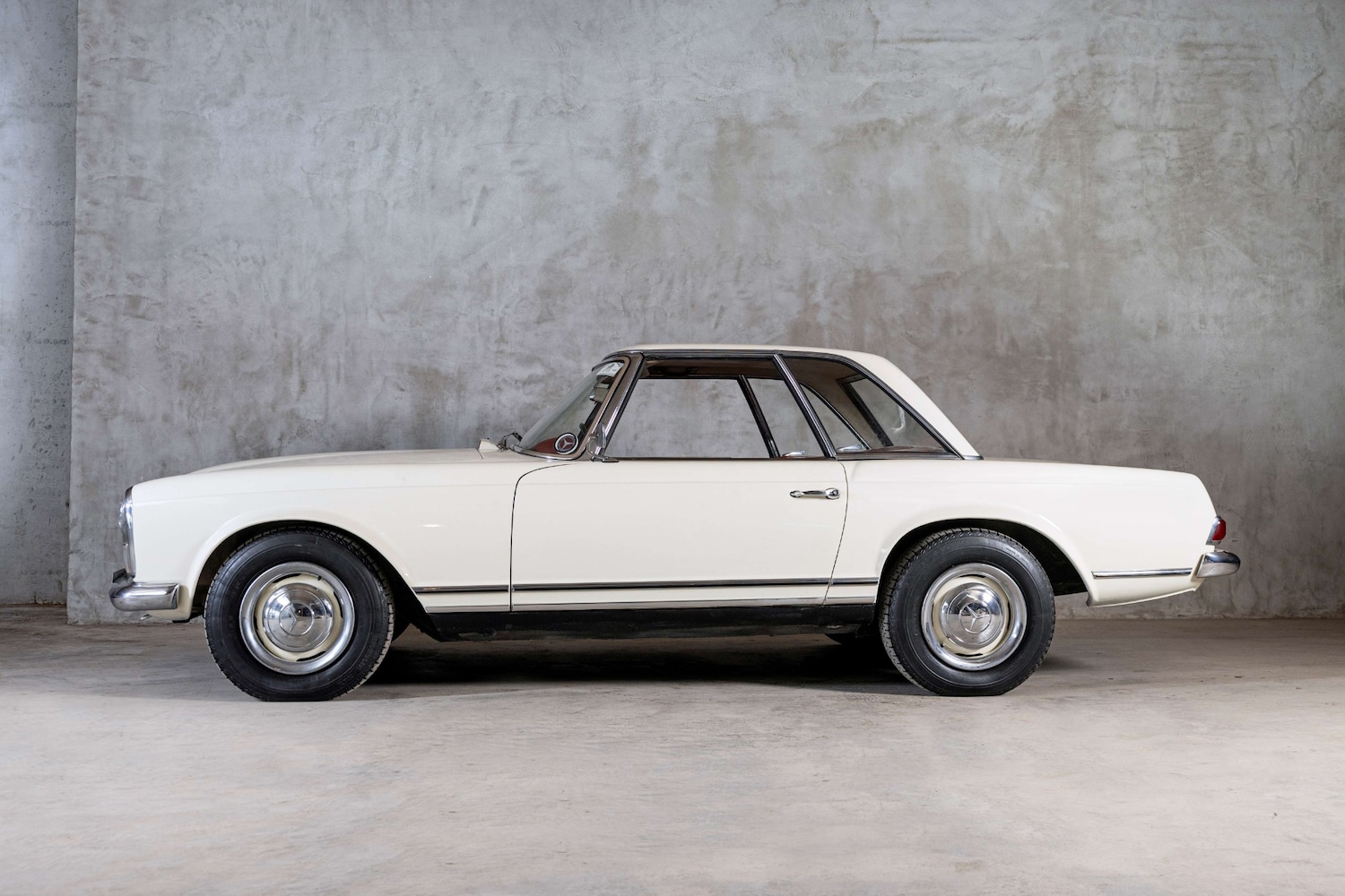 Used Mercedes-Benz 230 SL 1990 for sale - 77124243: Photo 4