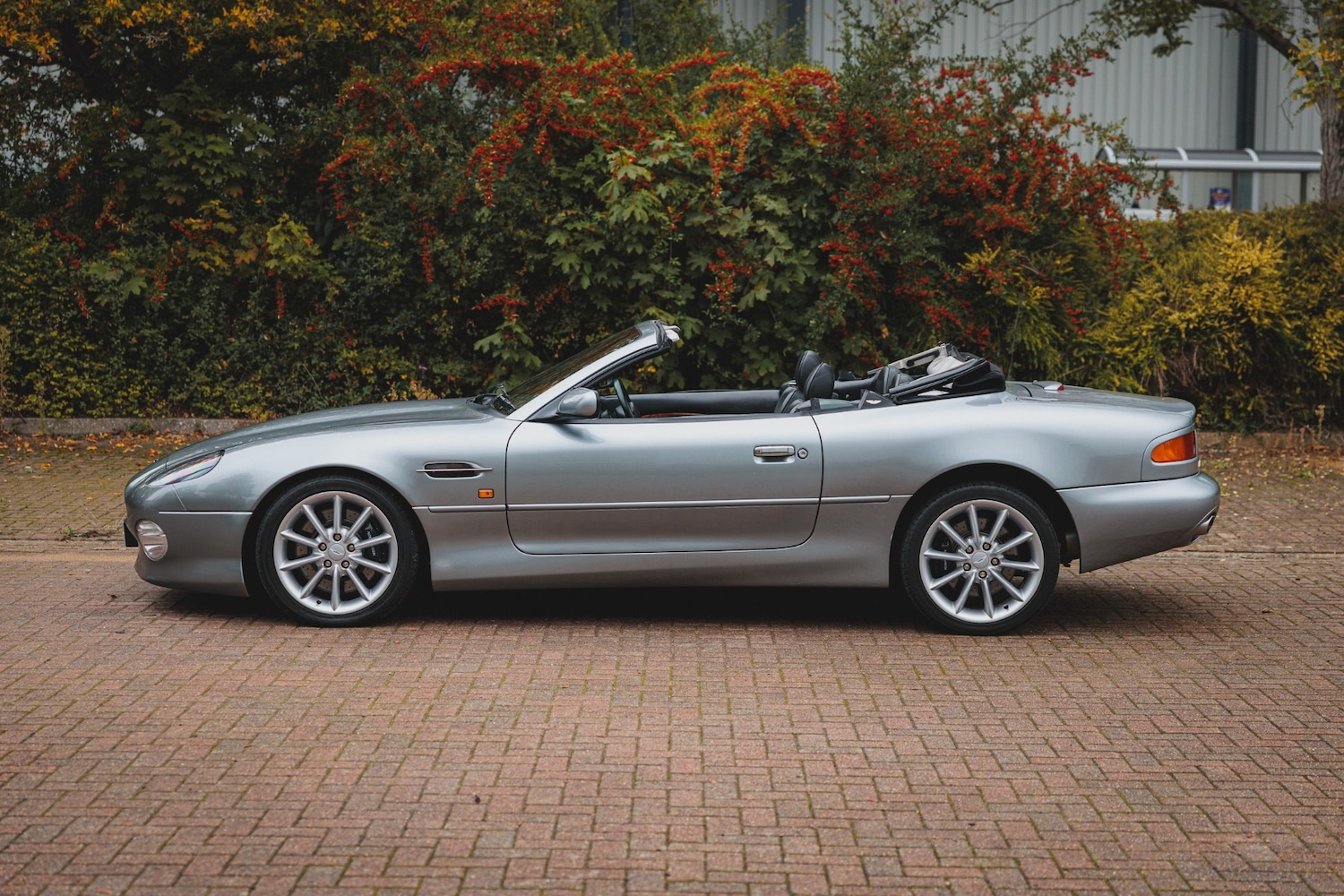 Used Aston Martin DB7 2003 for sale - 77758726: Photo 4