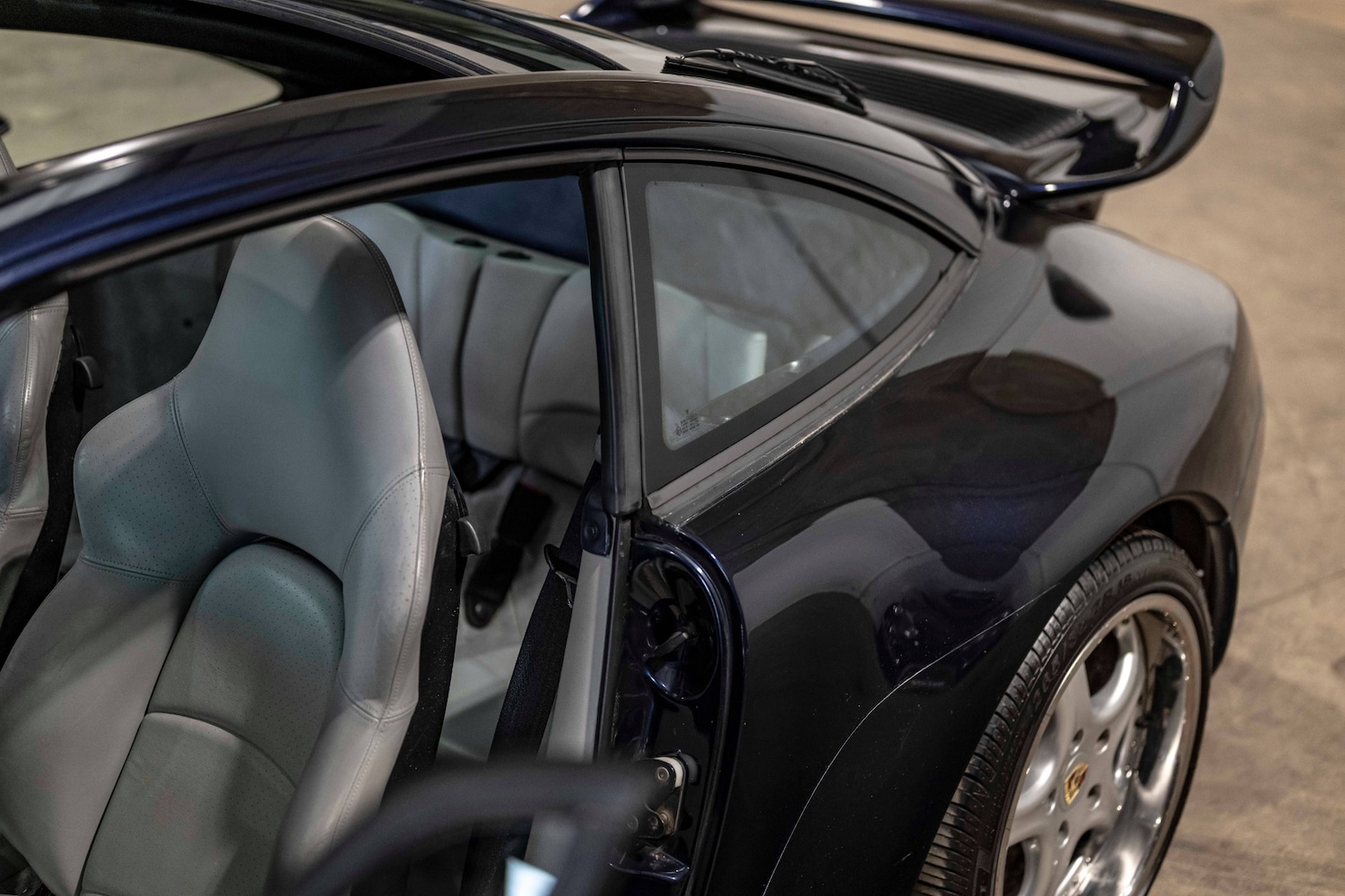 Used Porsche 911 1996 for sale - 76352688: Photo 10