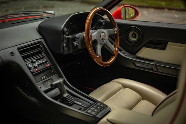 Used Porsche 928 1986 for sale - 76273393: Photo 4