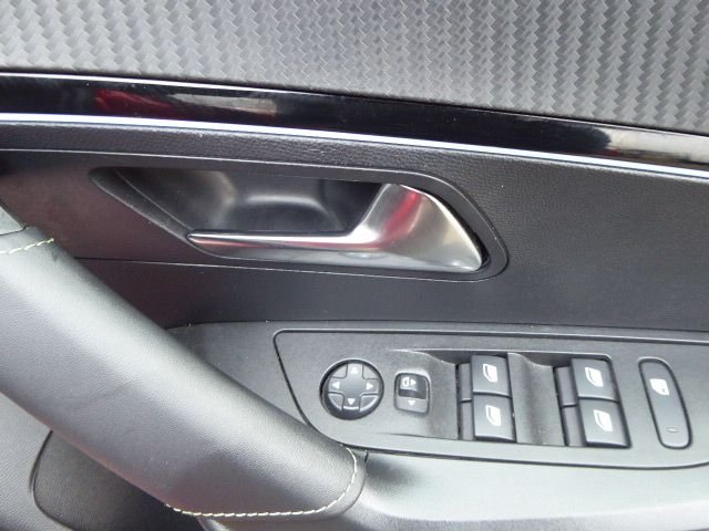 Used Peugeot 2008 2023 for sale - 78176199: Photo 15