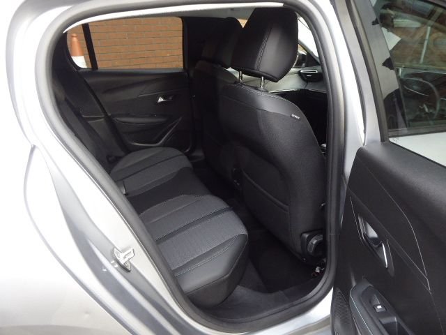 Used Peugeot 208 2023 for sale - 78176202: Photo 7