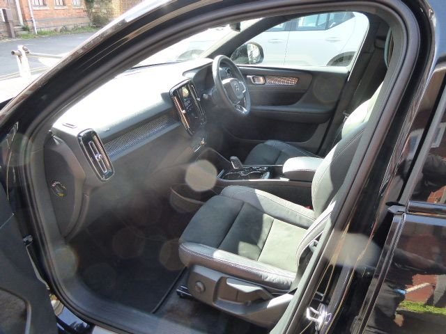 Used Volvo XC40 2022 for sale - 78176197: Photo 8