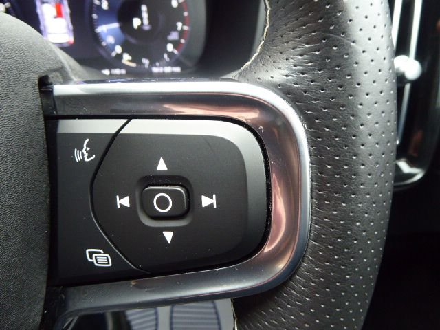 Used Volvo XC40 2021 for sale - 78176192: Photo 21