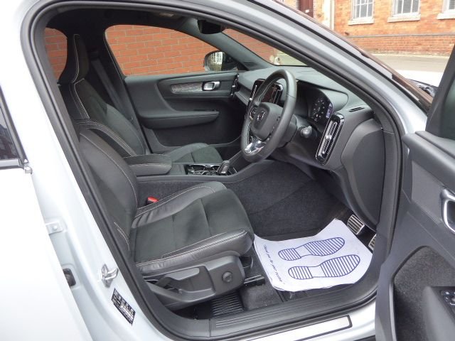 Used Volvo XC40 2021 for sale - 78176192: Photo 9