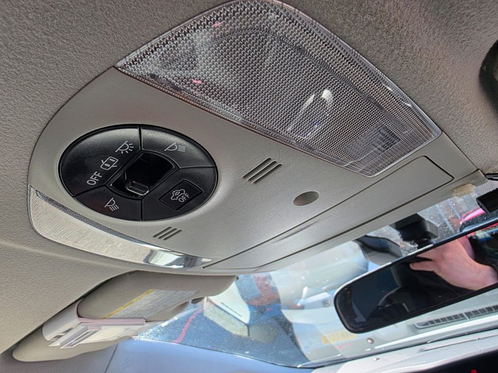 Used Toyota Prius 2010 for sale - 78176183: Photo 20