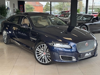 Used Jaguar XJ 2017 for sale - 78729612: Photo