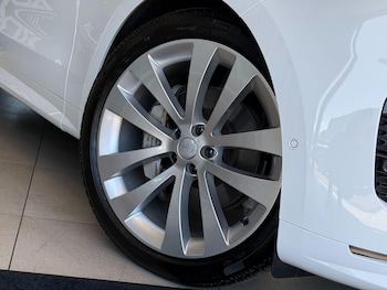 Used Land Rover Range Rover Sport 2025 for sale - 78729591: Photo