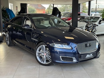 Used Jaguar XJ 2016 for sale - 78729613: Photo