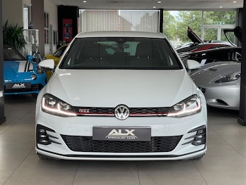 Used Volkswagen Golf 2019 for sale - 79049700: Photo
