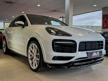 Used Porsche Cayenne 2020 for sale - 78729583: Photo