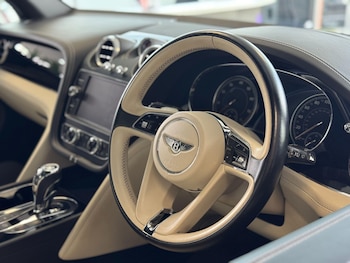 Used Bentley Bentayga 2019 for sale - 79224596: Photo