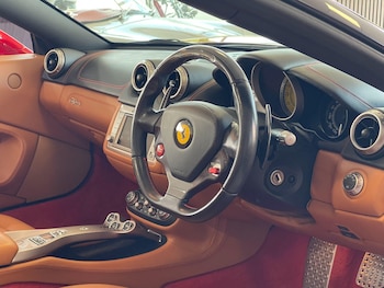 Used Ferrari California 2012 for sale - 79181054: Photo