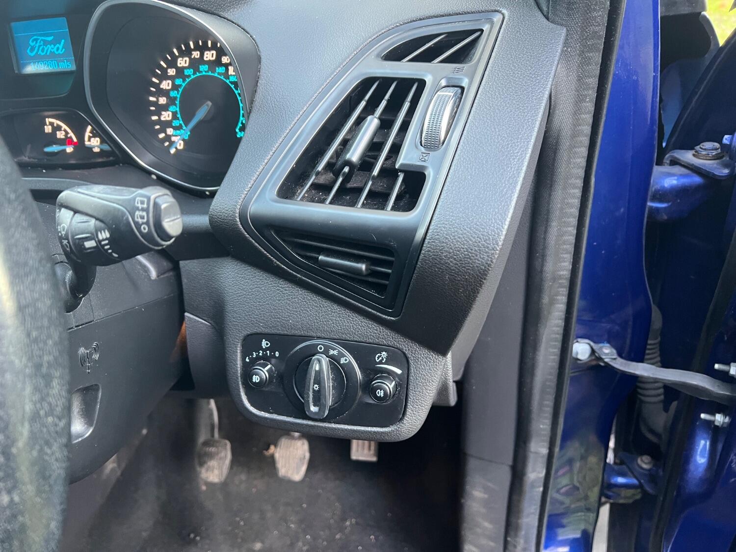 Used Ford Kuga 2015 for sale - 76769140: Photo 12