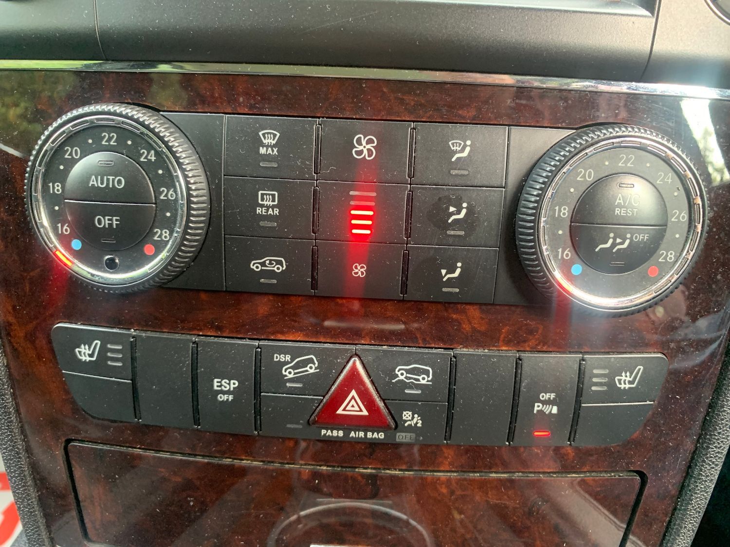 Used Mercedes-Benz M Class 2010 for sale - 76430903: Photo 16