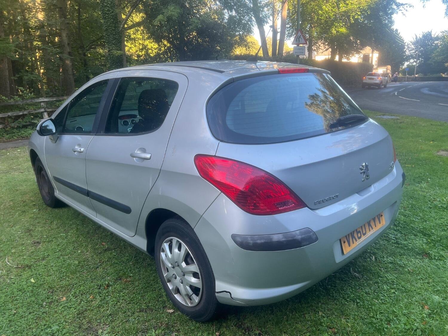 Used Peugeot 308 2010 for sale - 76177035: Photo 6