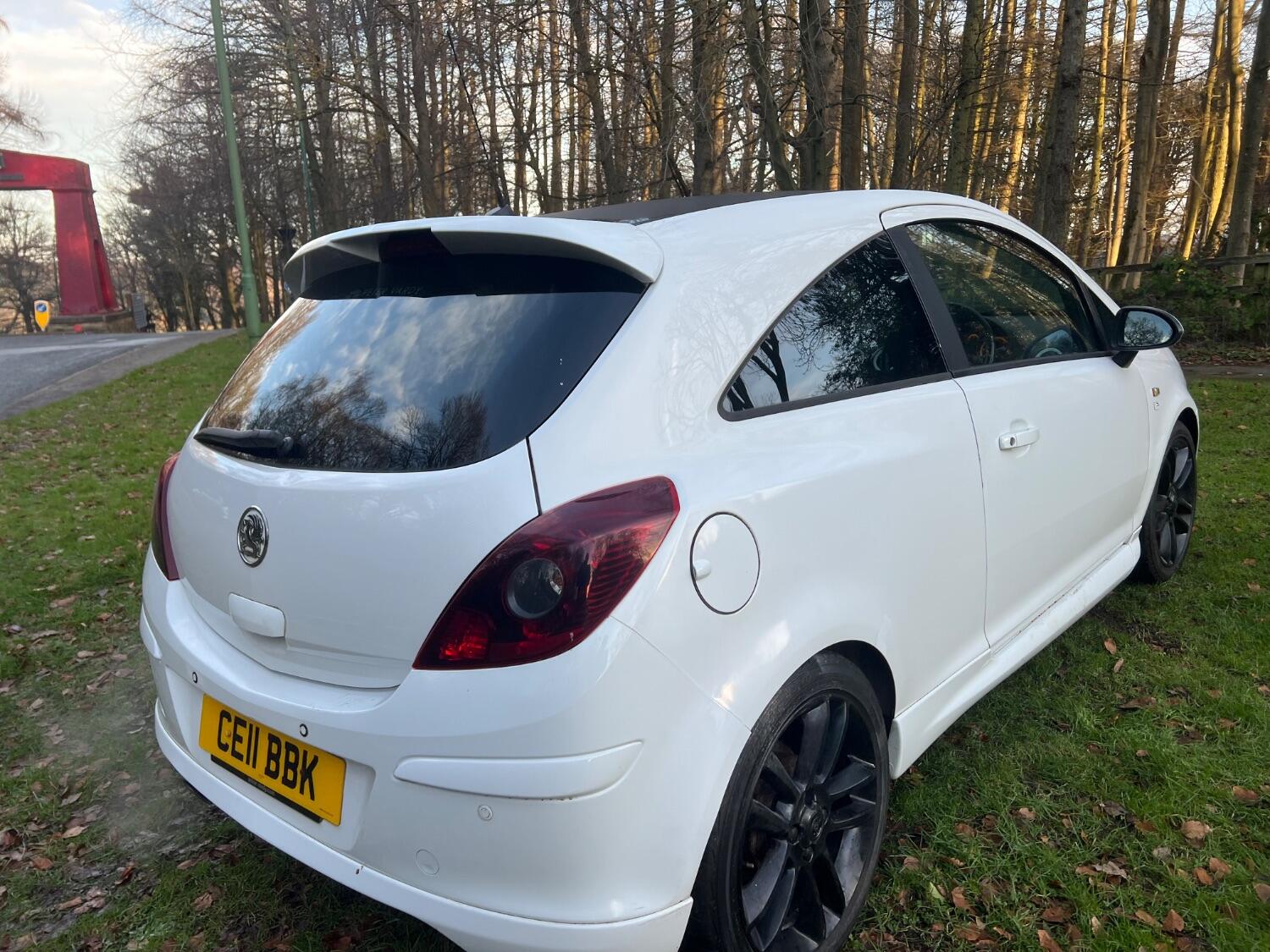 Used Vauxhall Corsa 2011 for sale - 76793305: Photo 8