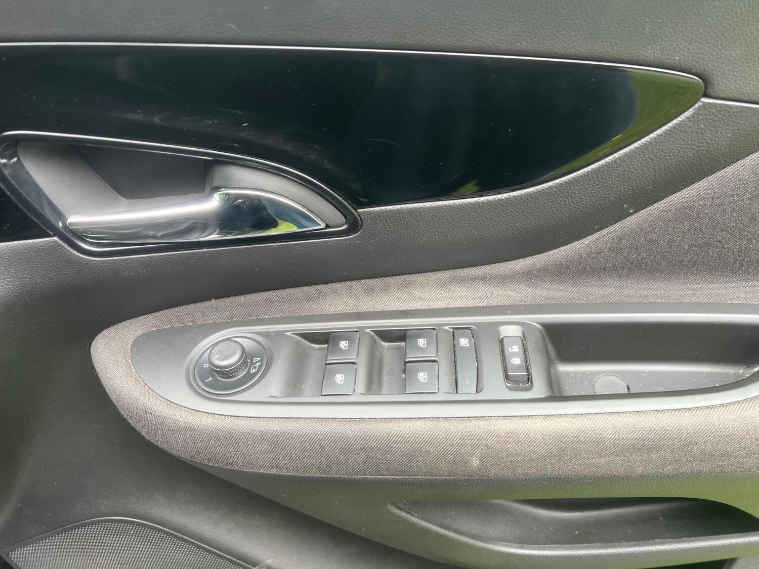 Used Vauxhall Mokka X 2017 for sale - 76793237: Photo 13